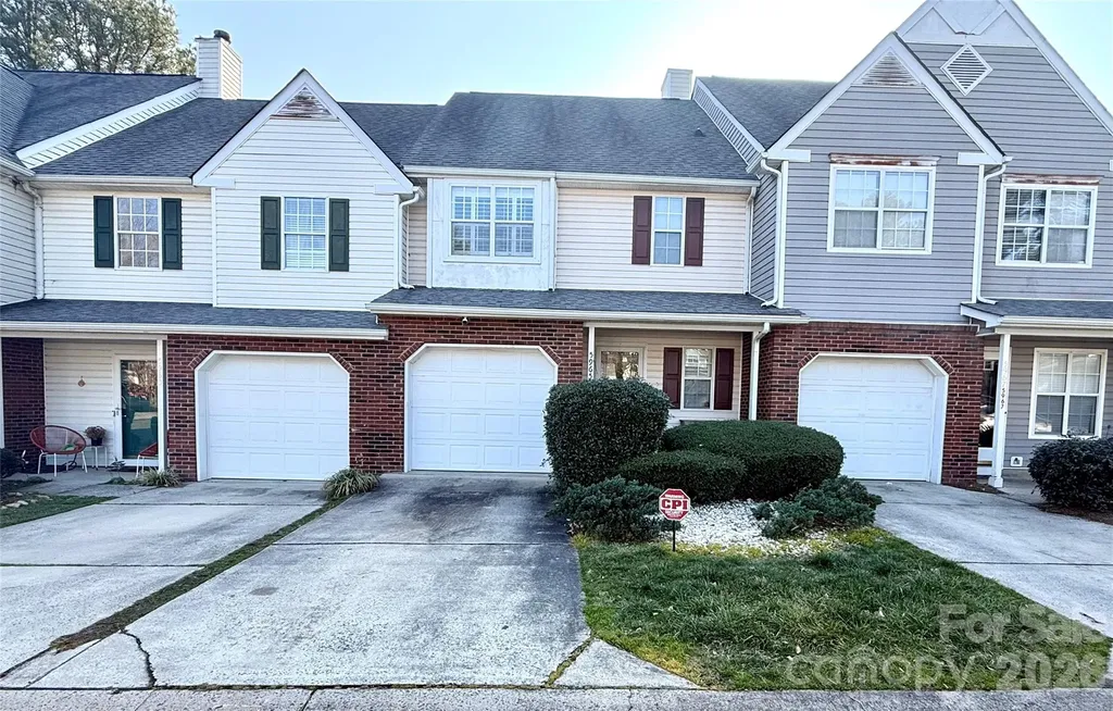 5965 Prescott Court Charlotte NC 28269