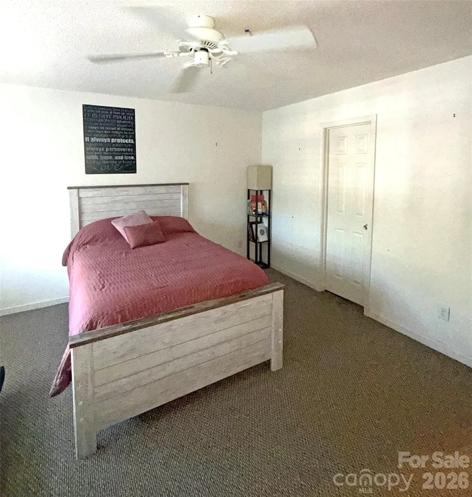 5965 Prescott Court Charlotte NC 28269