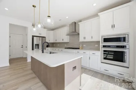 893 Regulus Court York SC 29745