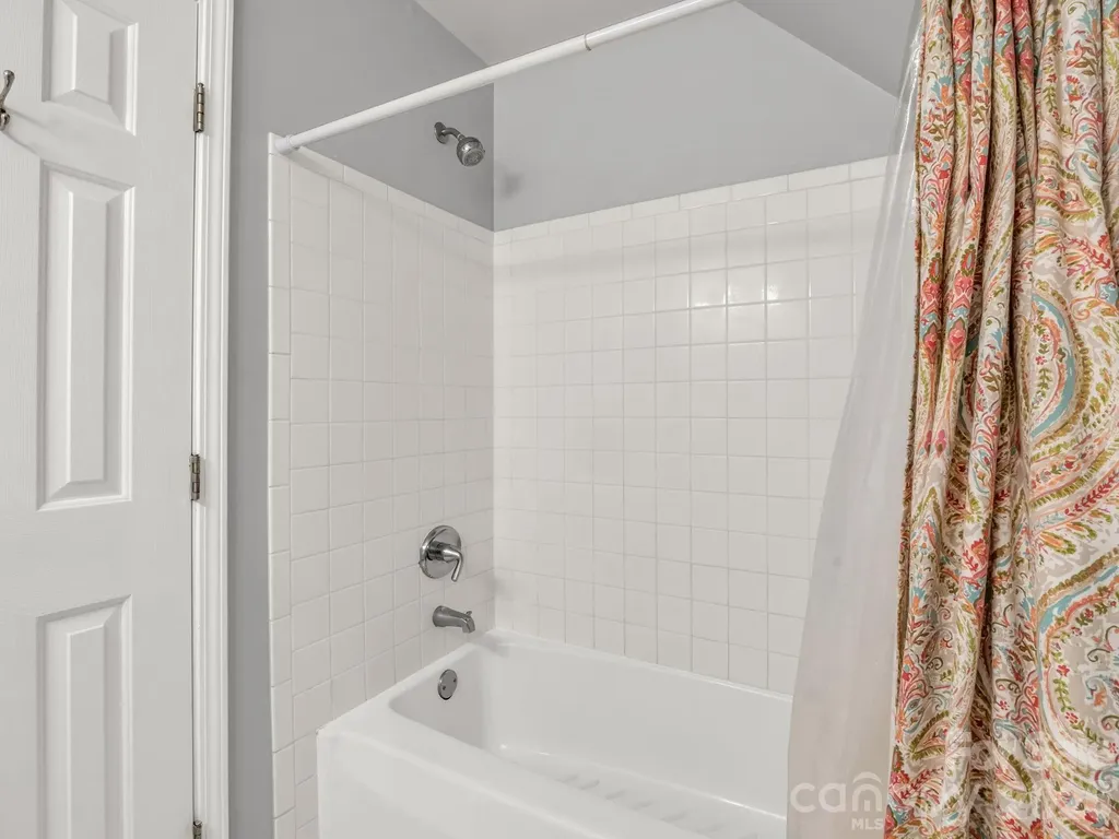 108 Nuthatch Trace Brevard NC 28712