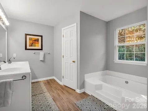 108 Nuthatch Trace Brevard NC 28712