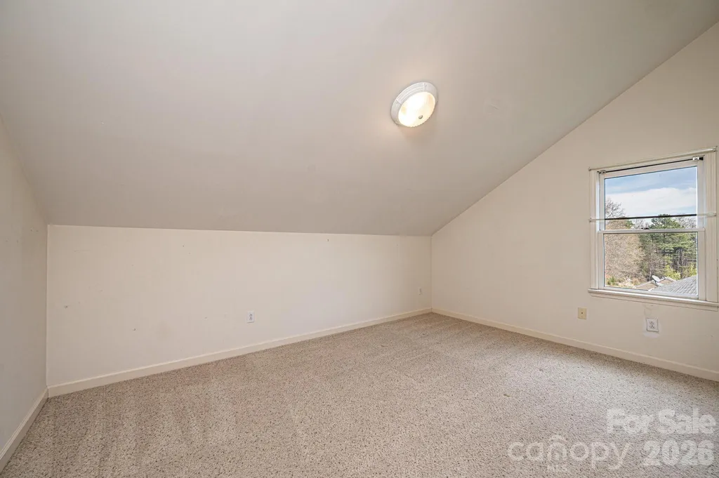 142 39th Avenue Court NW Hickory NC 28601