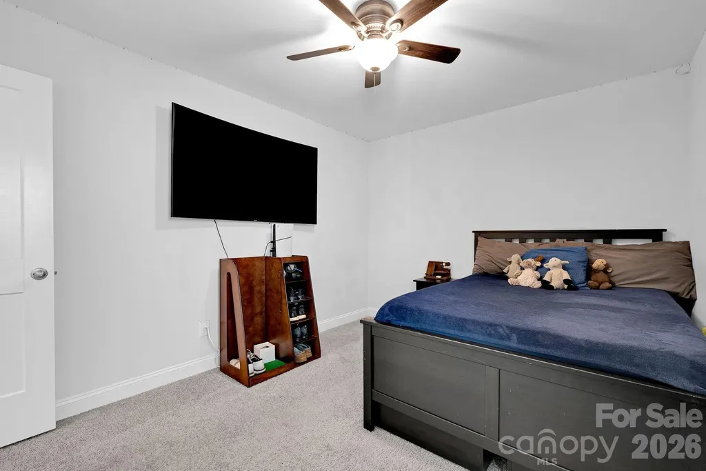 3556 County Down Avenue Kannapolis NC 28081