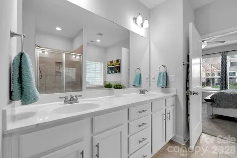 3556 County Down Avenue Kannapolis NC 28081