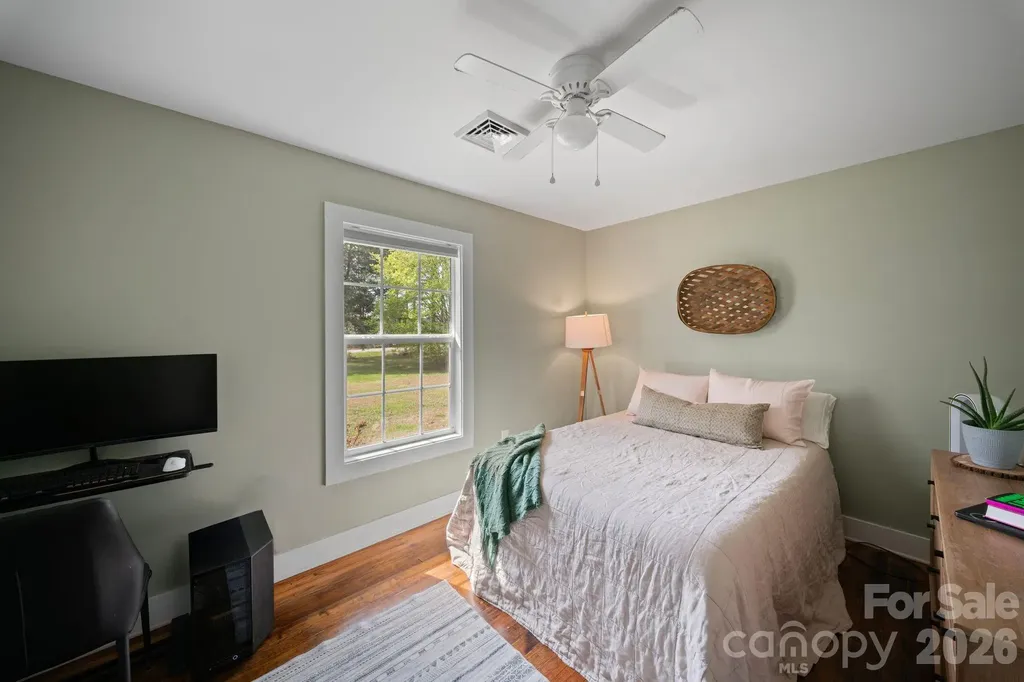 527 Floyd Blackwell Road Tryon NC 28782