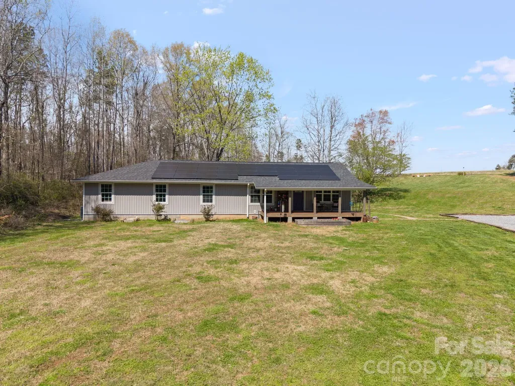 527 Floyd Blackwell Road Tryon NC 28782