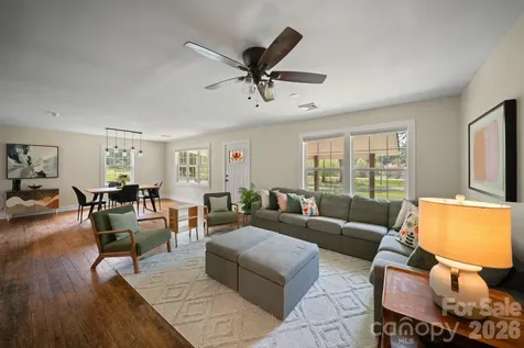527 Floyd Blackwell Road Tryon NC 28782
