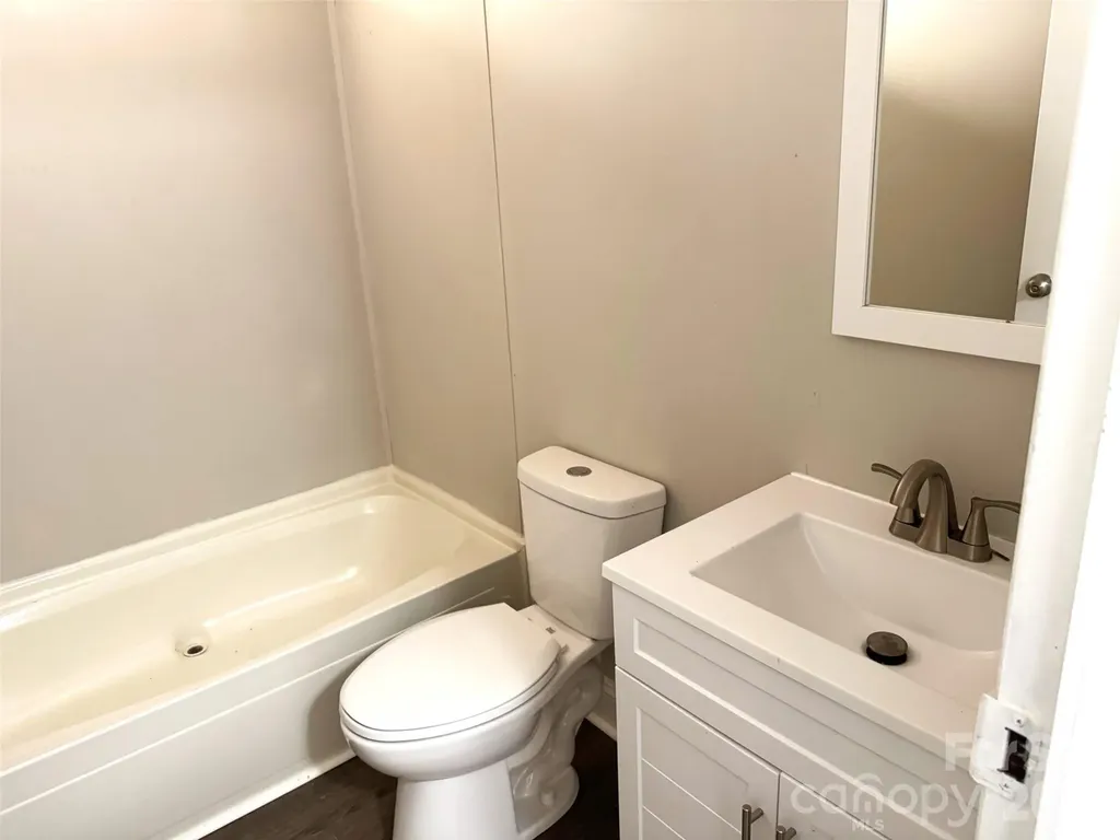 121 C & K Drive Taylorsville NC 28681