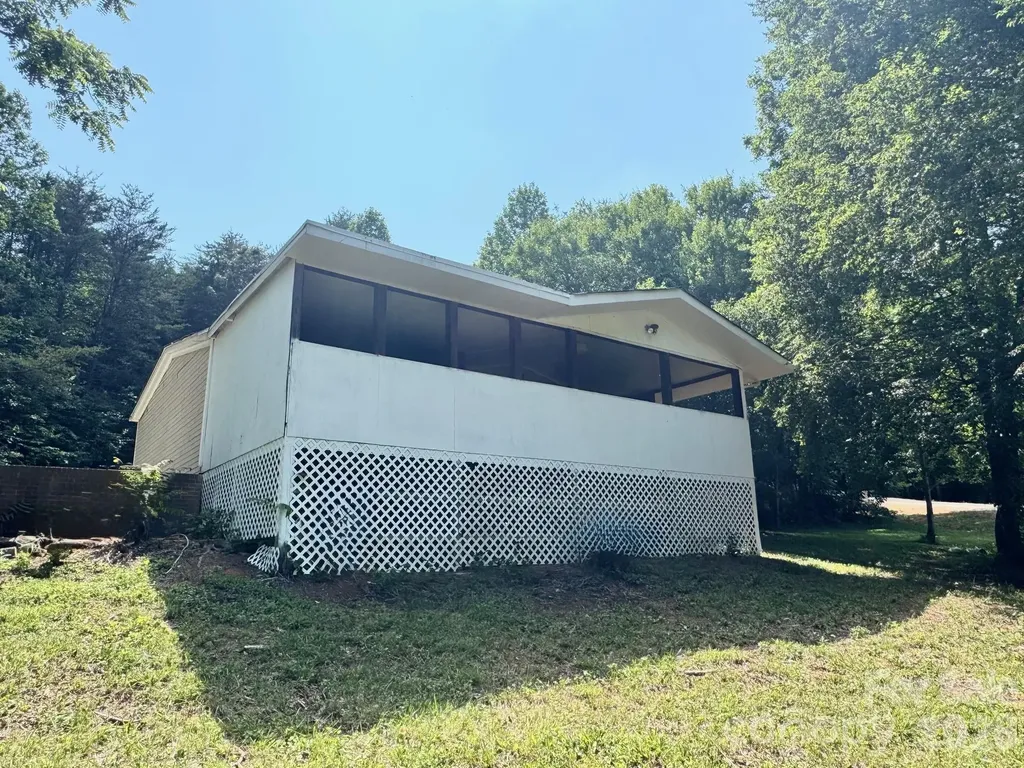 121 C & K Drive Taylorsville NC 28681