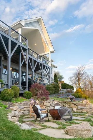 89 N Snow Ridge Drive Hendersonville NC 28792