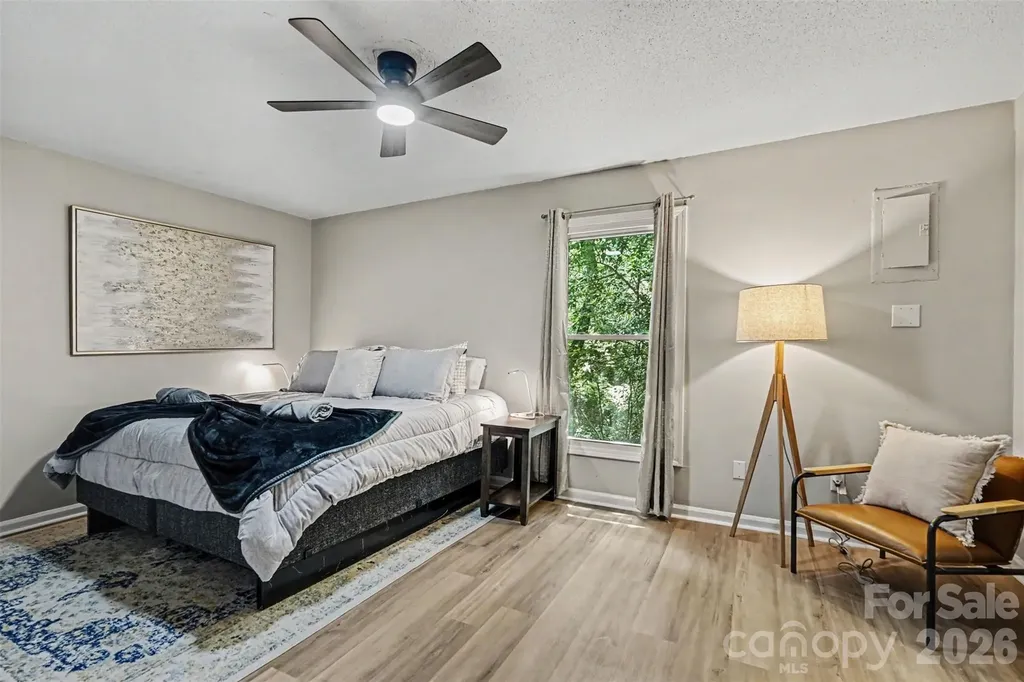 270/272 Spring Street SW Concord NC 28025