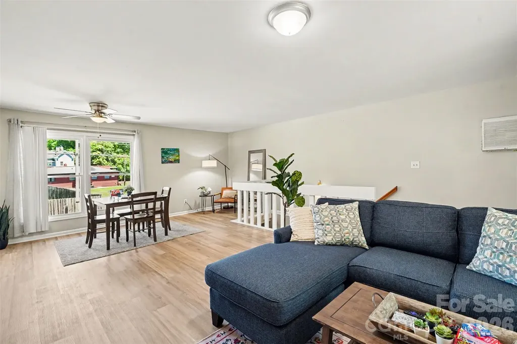 270/272 Spring Street SW Concord NC 28025