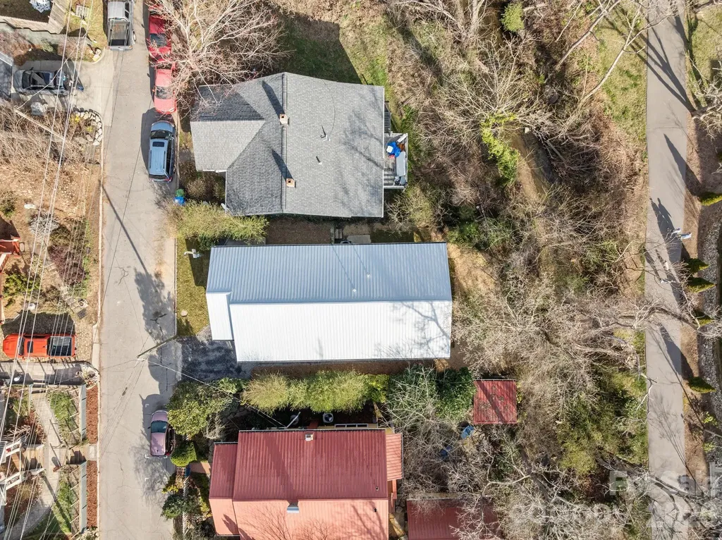 63 Elizabeth Place Asheville NC 28801