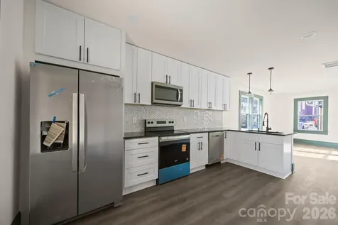 63 Elizabeth Place Asheville NC 28801