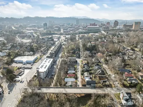 63 Elizabeth Place Asheville NC 28801
