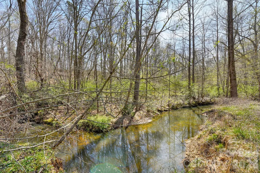 438 Cox Lake Road Stanley NC 28164