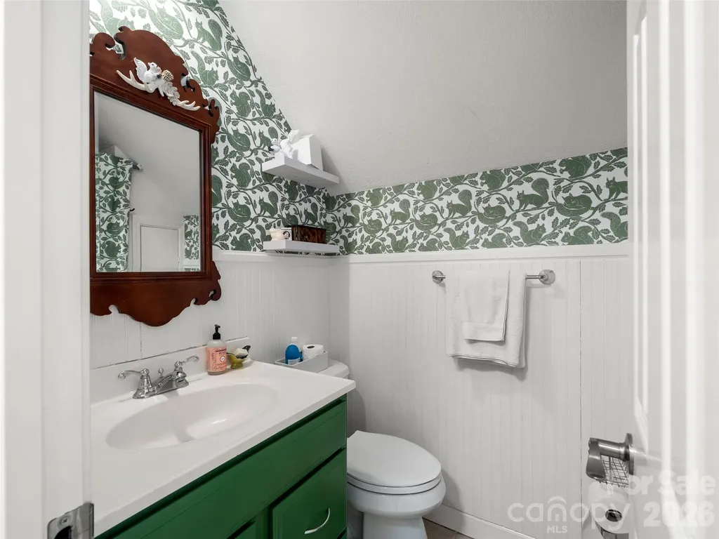 31 Elseetos Drive Brevard NC 28712