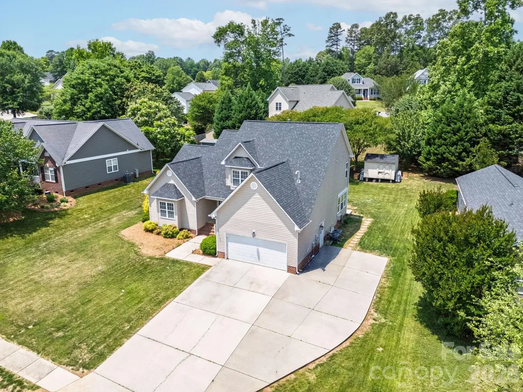 208 Deerfield Drive Mount Holly NC 28120