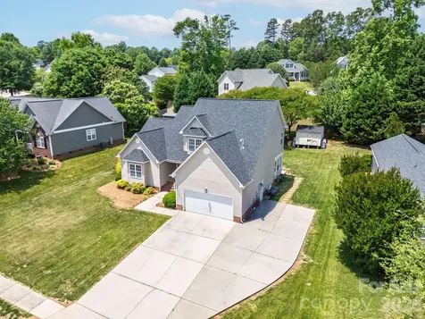 208 Deerfield Drive Mount Holly NC 28120