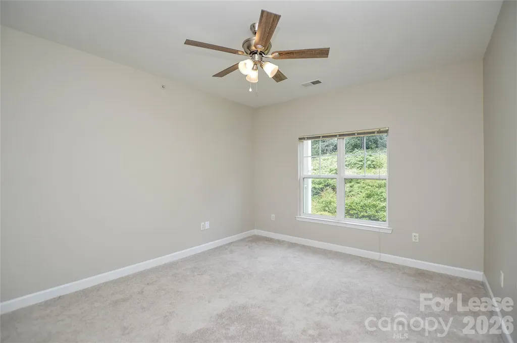 9823 Hyde Glen Court Charlotte NC 28262