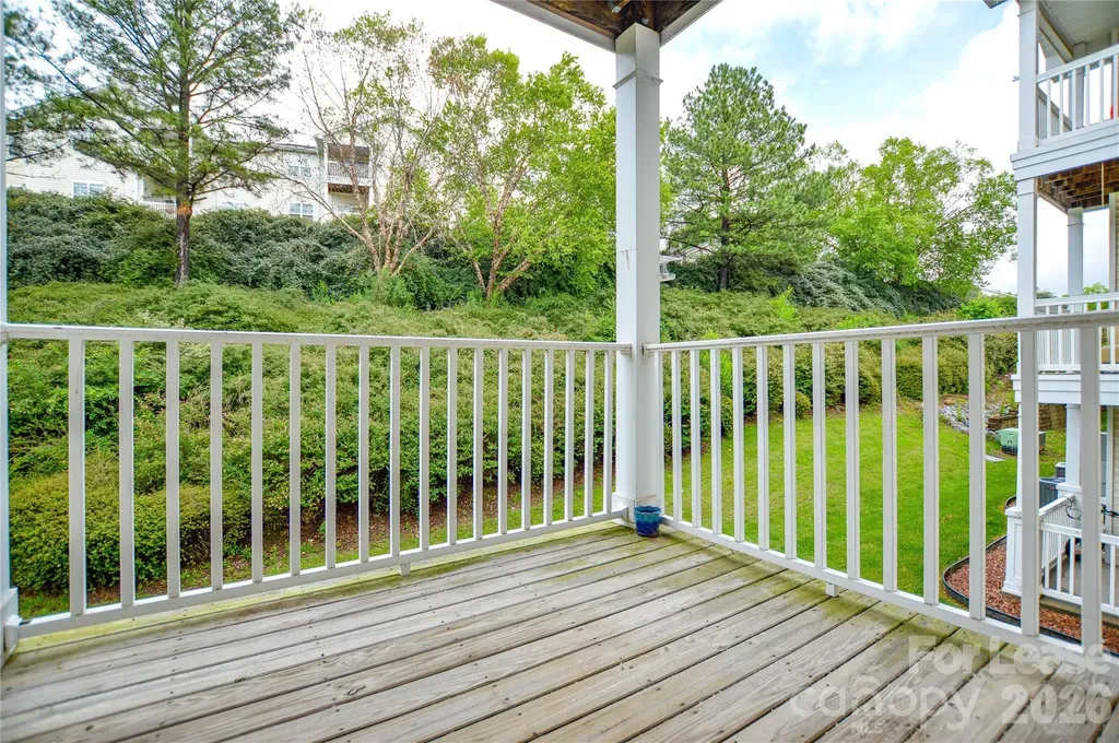 9823 Hyde Glen Court Charlotte NC 28262