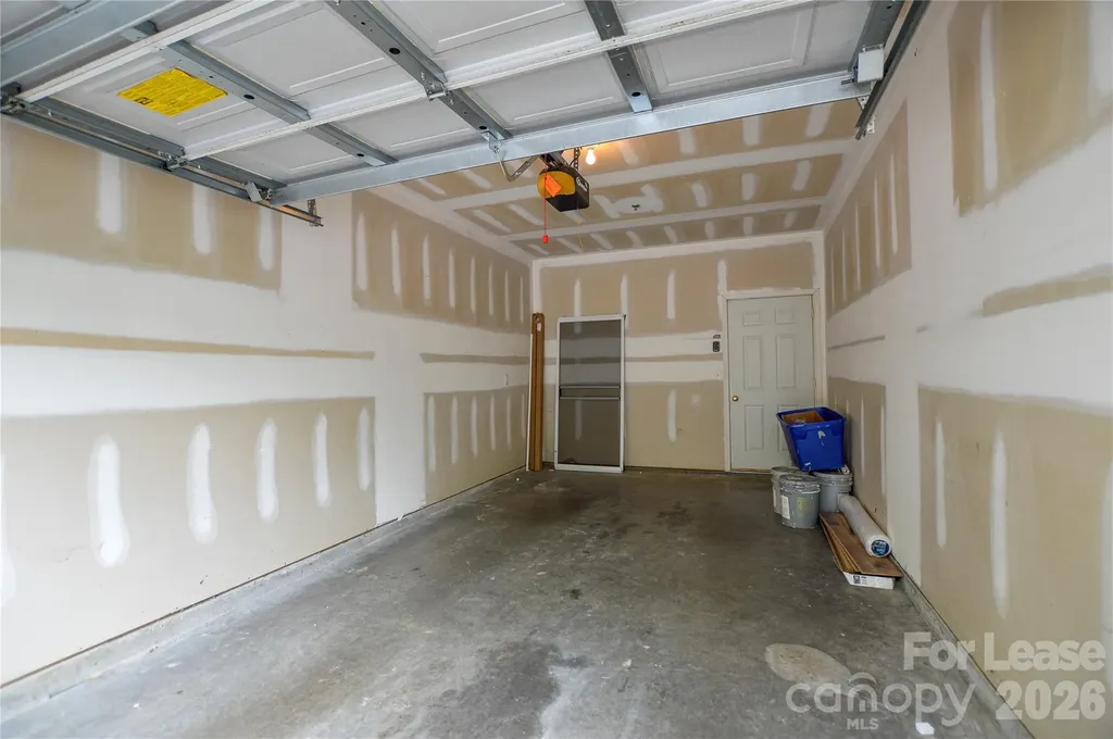 9823 Hyde Glen Court Charlotte NC 28262