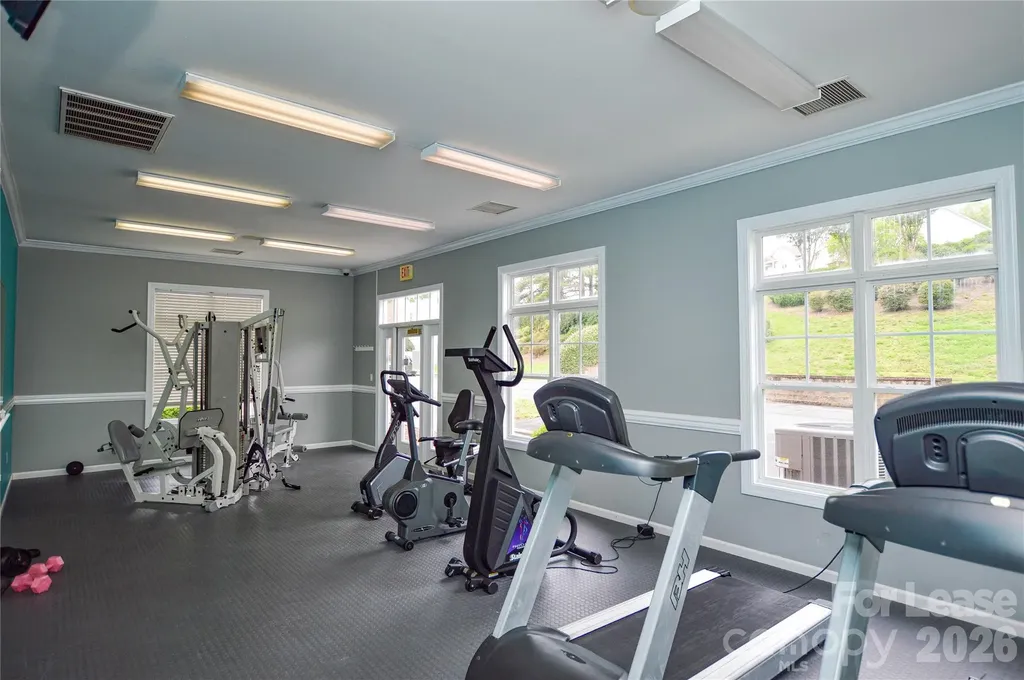 9823 Hyde Glen Court Charlotte NC 28262