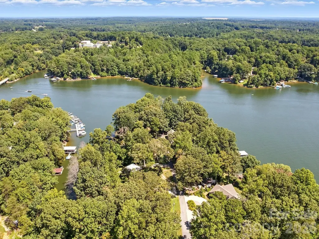 3748 Landmark Drive Sherrills Ford NC 28673