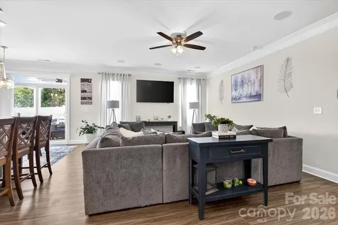 5516 Verona Road Charlotte NC 28213