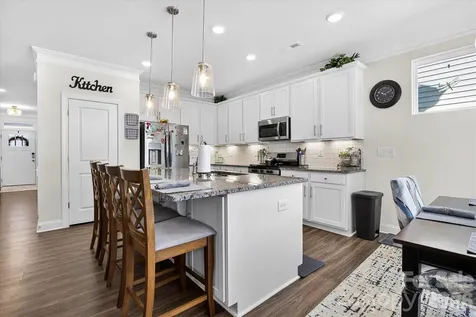 5516 Verona Road Charlotte NC 28213