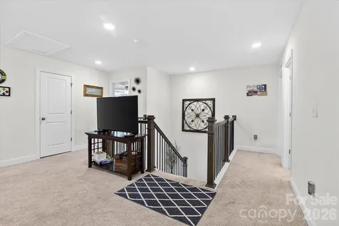 5516 Verona Road Charlotte NC 28213