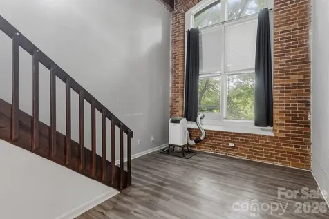201 S Hoskins Road Charlotte NC 28208