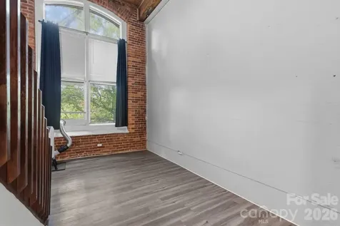 201 S Hoskins Road Charlotte NC 28208