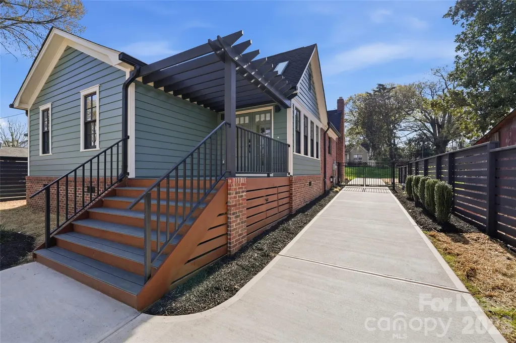 1838 Merriman Avenue Charlotte NC 28203