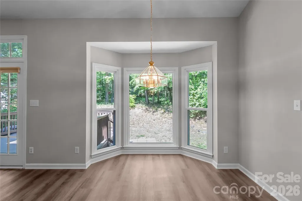10713 Ridge Acres Road Charlotte NC 28214