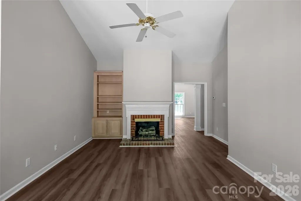 10713 Ridge Acres Road Charlotte NC 28214