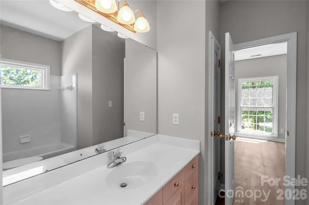 10713 Ridge Acres Road Charlotte NC 28214