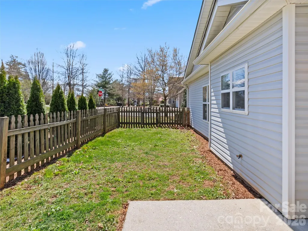 15 Scottish Circle Asheville NC 28803