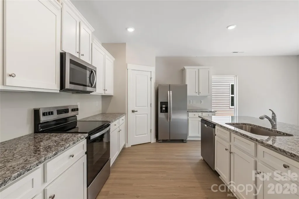 3416 Robindale Drive Winston Salem NC 27107