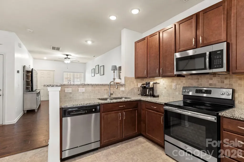 12221 Whiteside Drive Charlotte NC 28278