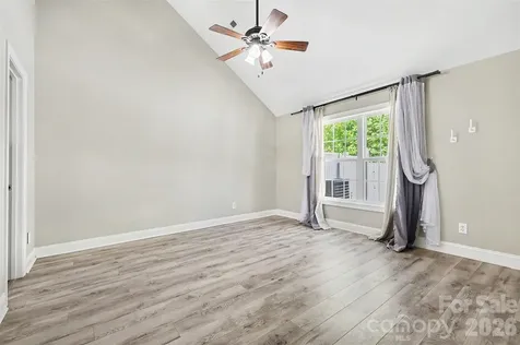 1079 Laurel Lane Gastonia NC 28054