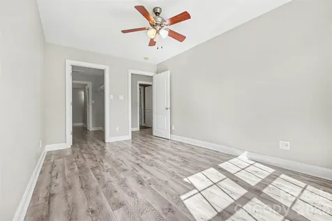 1079 Laurel Lane Gastonia NC 28054