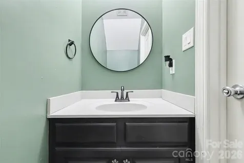 1079 Laurel Lane Gastonia NC 28054