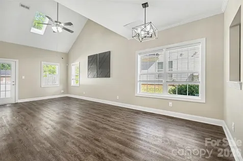 1079 Laurel Lane Gastonia NC 28054