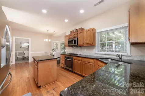 6401 Morningsong Lane Charlotte NC 28269