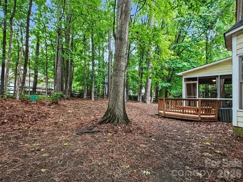6401 Morningsong Lane Charlotte NC 28269