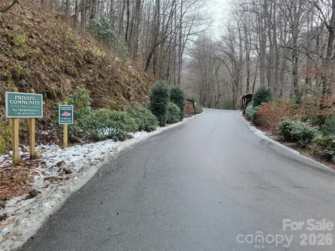 820 Chestnut Flats Lane Waynesville NC 28786