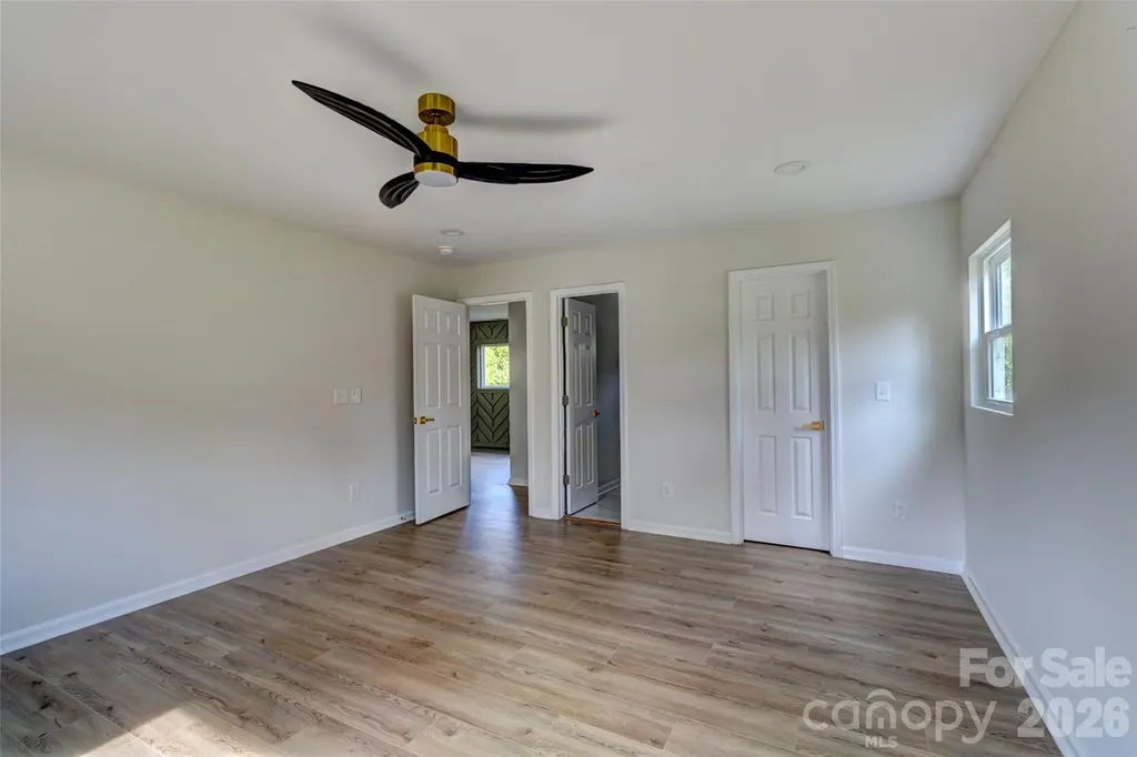 902 N Mountain Street Cherryville NC 28021