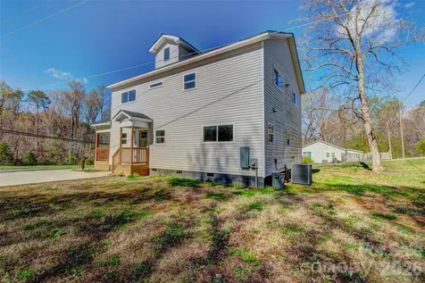 902 N Mountain Street Cherryville NC 28021