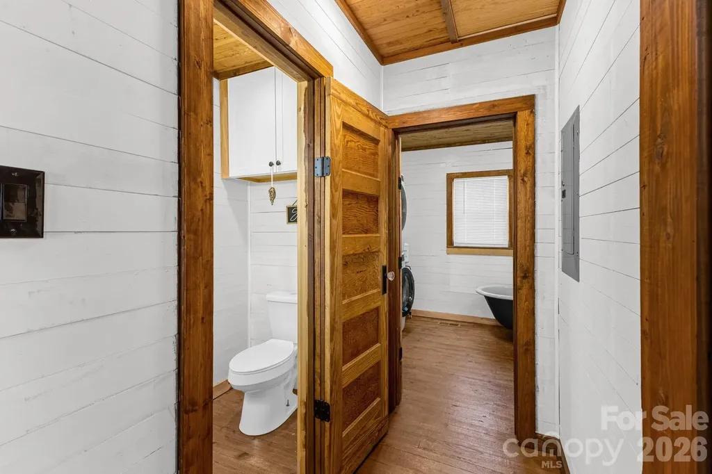 98 Poplar Springs Road Hiddenite NC 28636